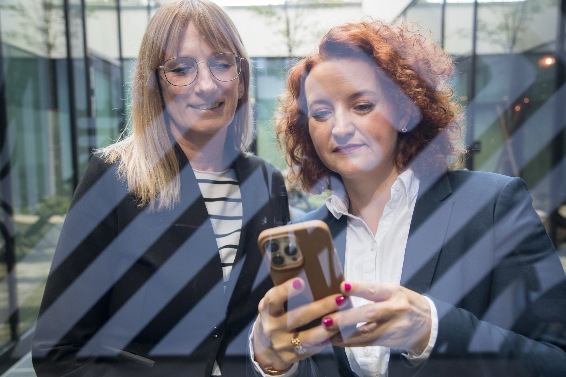 Petra Maringer und Elke Wuzela von TeamTalentSolutions